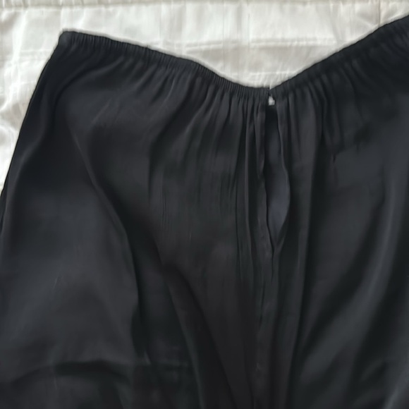 ALFANI Cold Shoulder Long Sleeve Top - Picture 8 of 8